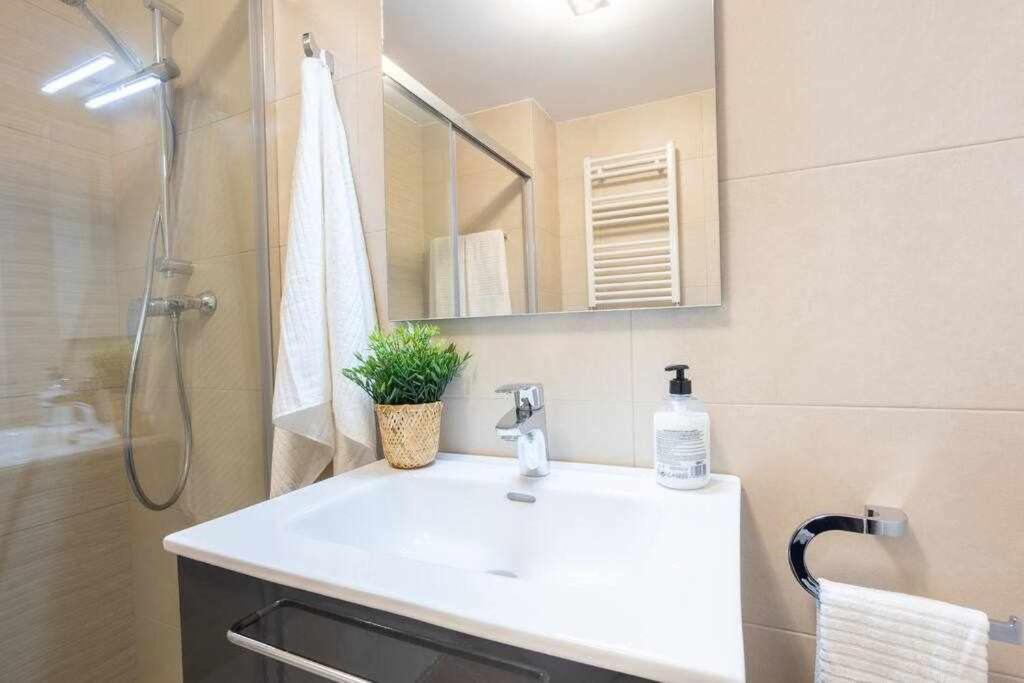 Coimbra Etxea Precioso Piso Recien Estrenado Διαμέρισμα Μπερμέο Εξωτερικό φωτογραφία